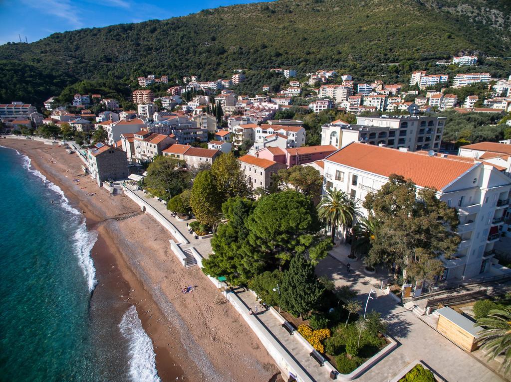 De Lux Apartments Petrovac المظهر الخارجي الصورة