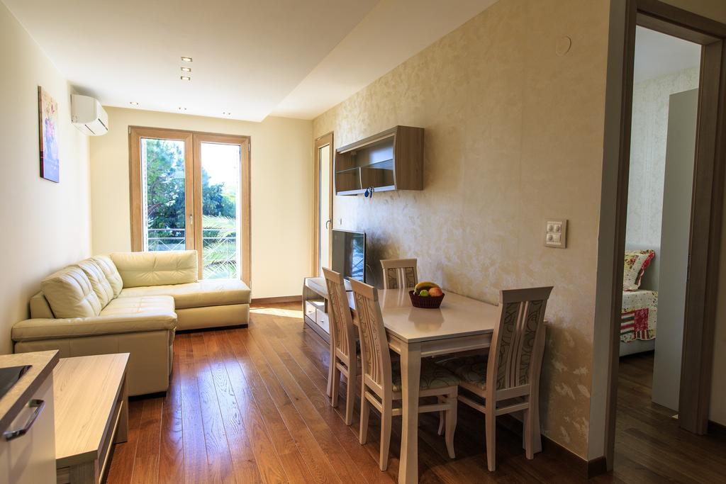 De Lux Apartments Petrovac المظهر الخارجي الصورة