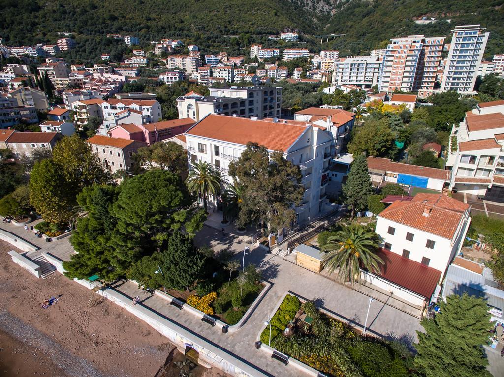 De Lux Apartments Petrovac المظهر الخارجي الصورة