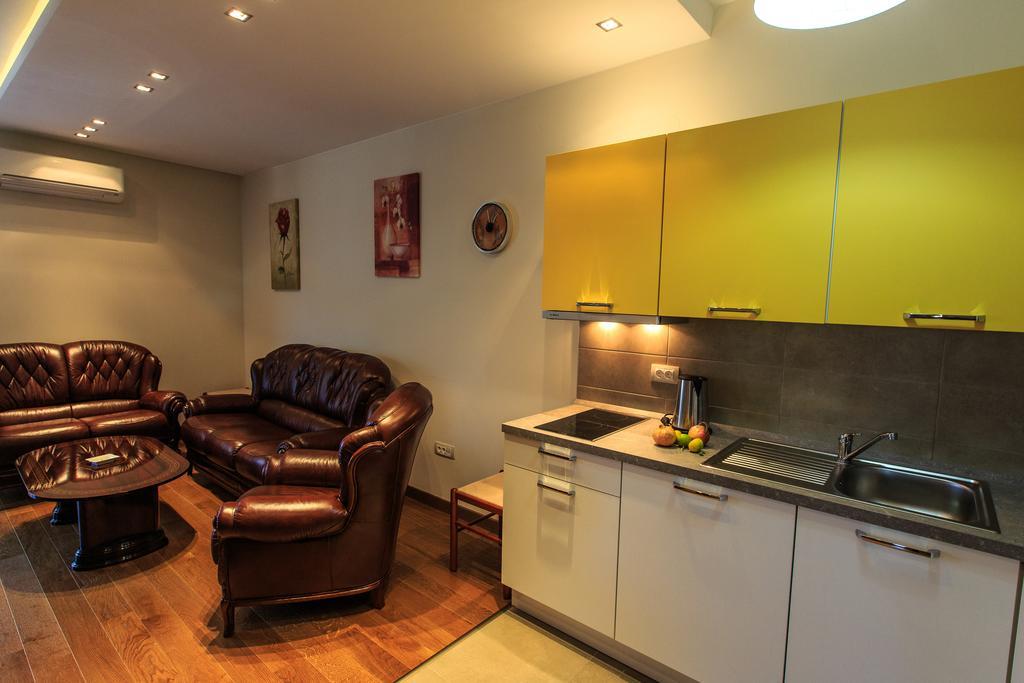 De Lux Apartments Petrovac المظهر الخارجي الصورة